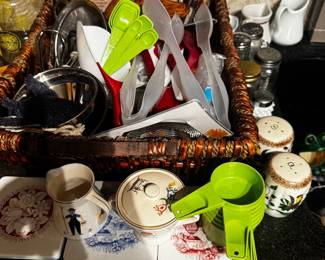 Various Kitchen Utensils