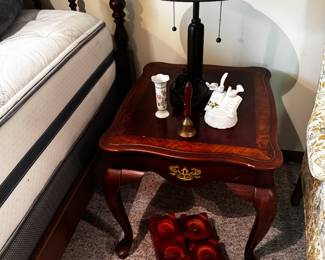 Side Table, Table Lamp