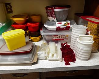 Tupperware, Vintage Tupperware, Rubbermaid Plastics