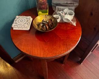 Side Table, Napkin Rings