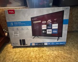 Television 32" TCL New in the Box
