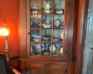 Nice antique Corner Cabinet