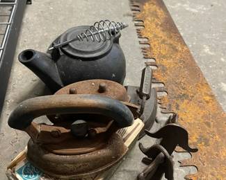 Antique Large Lumberjack Cross Cut Saw Irons With Kettle  Vintage Travel Iron