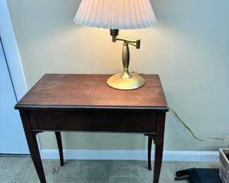 Sewing Table With Swivel Lamp