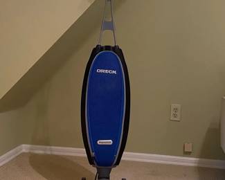 Oreck Magnesium Upright Vacuum