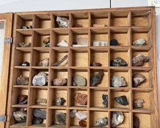 Display Case Of Rocks Minerals Agate  Other Geological Collectibles