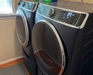 Like New Ge Washer And Dryer 7.8 Ft.³