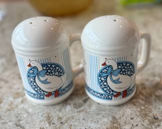 Vintage R&D Blue Goose Salt & Pepper Shakers