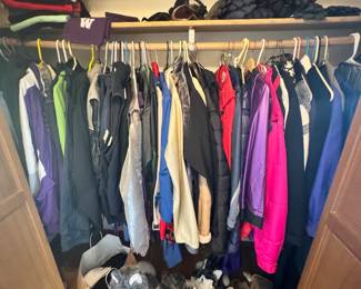 Men’s & Women’s Coats, Hats, Scarves, Gloves & Accessories