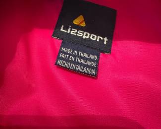 vintage Lizsport Fuschia pink puffer ski jacket Circa 1990”s