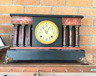 ANTIQUE NEW HAVEN WOODBRIDGE RED FAUX MANTLE CLOCK 