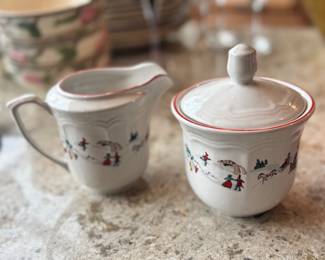 Farberware White Christmas Cream & Sugar