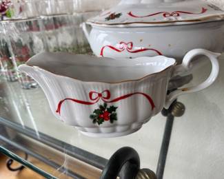 Walbrzych "Holiday Ribbons" Gravy Boat