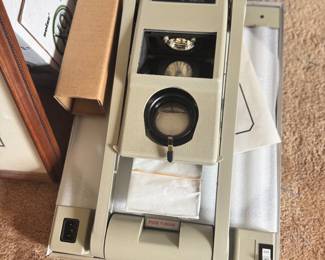Buhl Model 200 Portable Overhead Projector With Case