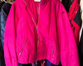 vintage Lizsport Fuschia pink puffer ski jacket Circa 1990”s