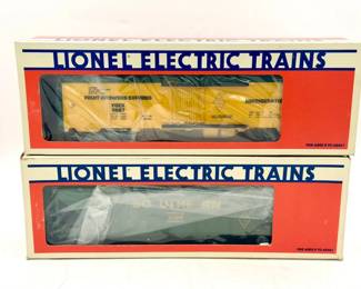 (2) Lionel Toy Trains- Fruit Growers Express & Southern Hopper Two Lionel Trains:  Lionel Fruit Growers Express Reefermodel train car (stock number 6-9887 Lionel Famous American Railroads 6-6104 Southern hopper car in O scale