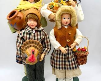 (4) Thanksgiving Caroler Figurines