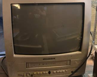 Tv/vcr combo