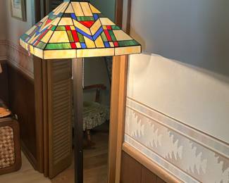 Standing stained glass look lamp