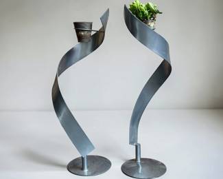 Post Modern Spiral Garden Planter Holders