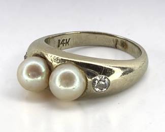 An Art Deco 14k Gold Pearl & Diamond Ring