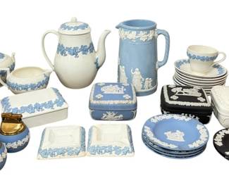 Collection WEDGWOOD Glossy and Matte Jasperware