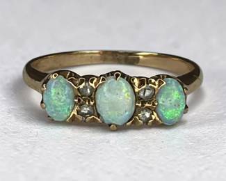 An Art Deco 10k Gold Opal Ring