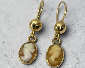 14k Gold Cameo Earrings