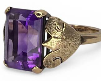 An Art Deco 14k Gold & Amethyst Colored Faceted Stone Ring