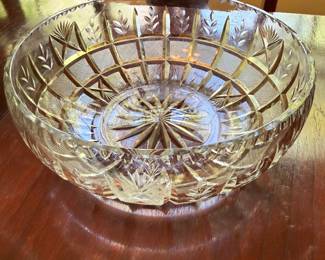 Cut glass bowl