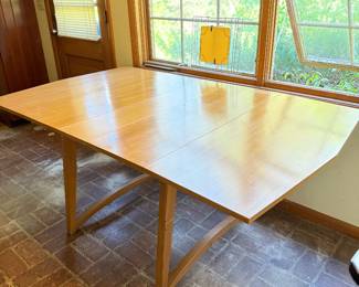 Mcm drop side table with leaf and 5 chairs (chairs need recovering)