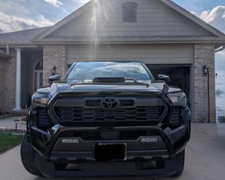 2024 Toyota Tacoma TRD Sport (9,250 Miles)