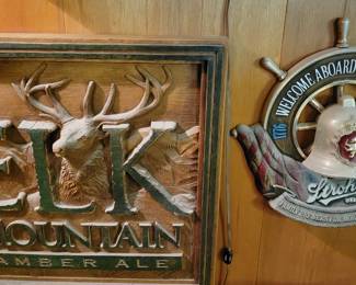 Elk Mountain Amber Ale and Stroh's Beer signs