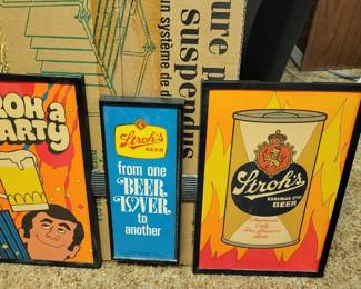 Stroh's unique beer sign.  Cards were interchangeable.