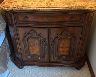 Stunning matching night stands