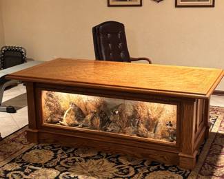 Beautiful oak lighted desk