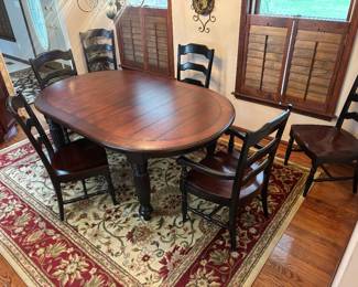 Brand new stunning table with 6 chairs