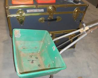 Foot Lockers        Spreader