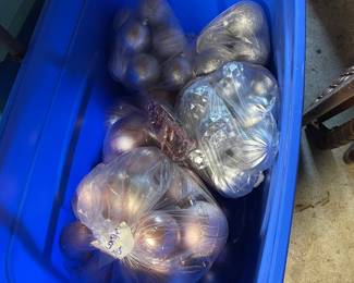 Pink and silver Christmas bulbs