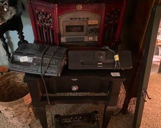Record player, small amp, alarm clock, side table