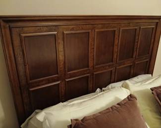 Ethan Allen queen size bed