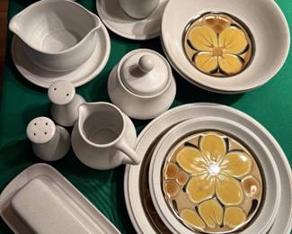 Noritake 12-place settings 