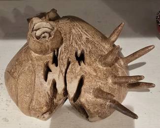 BIZARRE STUDIO POTTERY SCULPTURE