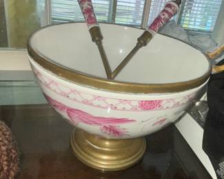 ANTIQUE PORCELAIN FOOTED BOWL