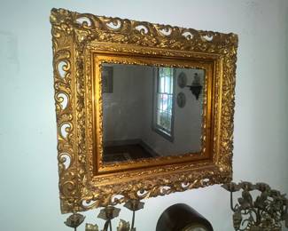 EXQUISITE ORNATE MIRROR