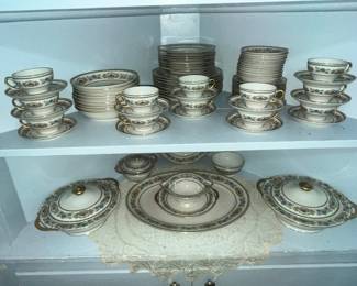 GORGEOUS SET OF IVORY LIMOGES "PERONNE" PATTERN