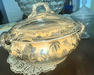 FABULOUS SPODE CHINA TUREEN
