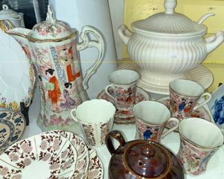 VINTAGE JAPAN TEA SET