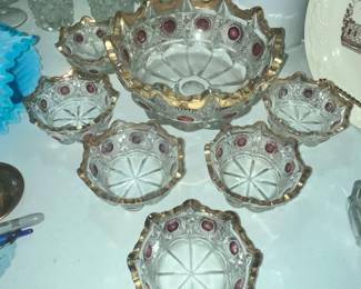U S GLASS "BULLS EYE & DAISY" BERRY BOWL SET