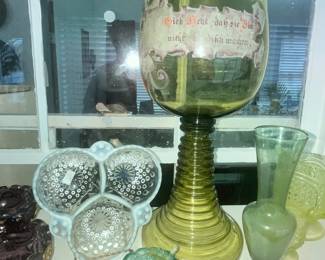 GERMAN GREEN BEEHIVE BASE GLASS